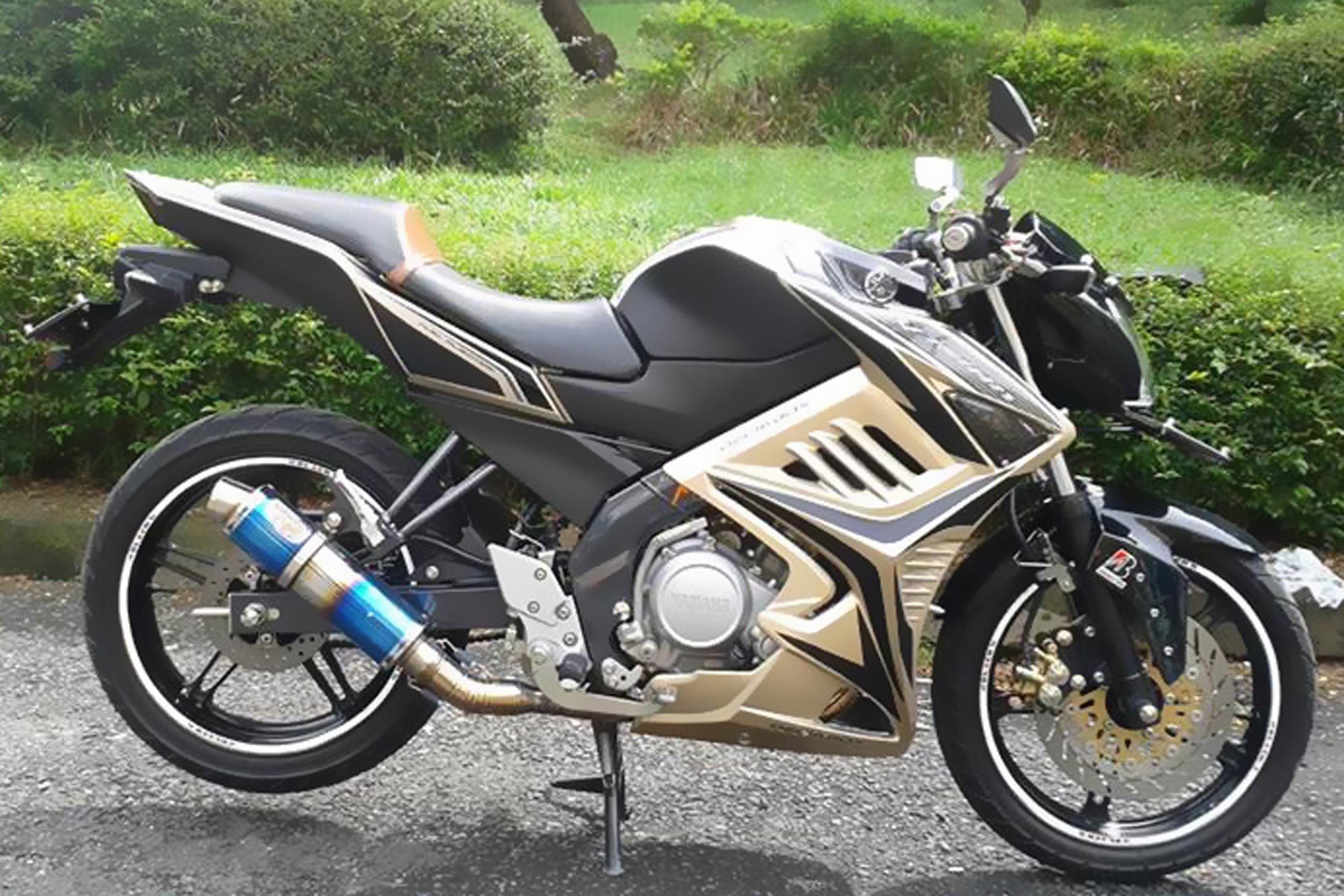 Kumpulan Modifikasi New Vixion 2014 Hitam Terlengkap Pojok Otomania